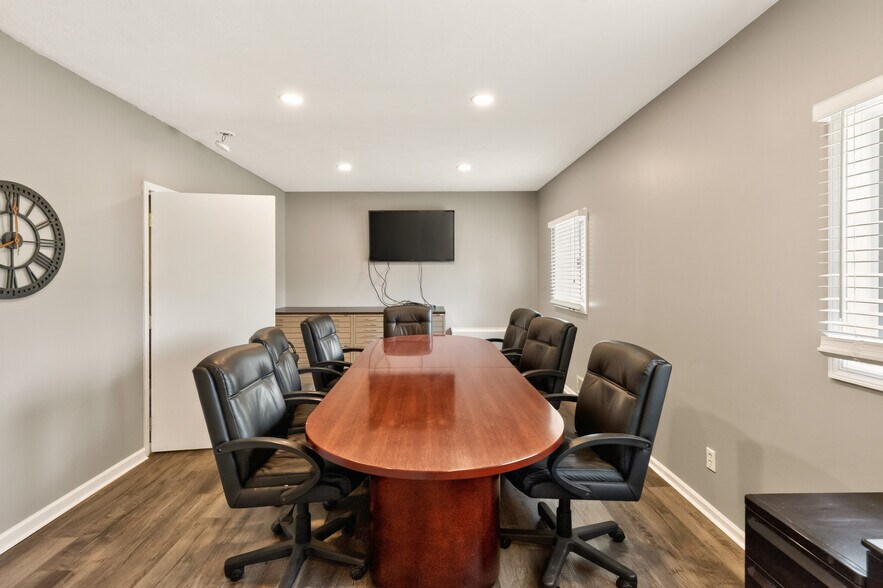 More Photos Of 6107 Loomis Rd, Farmington Office For Sale