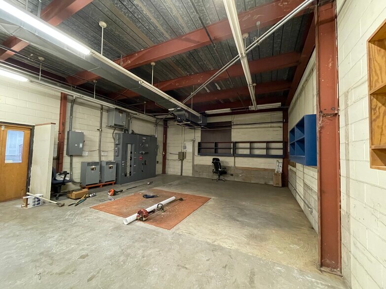 More Photos Of 91-188 Kalaeloa Blvd, Kapolei Warehouse For Lease