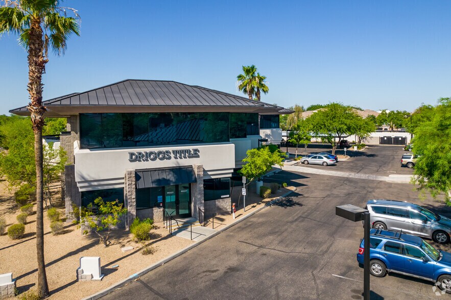 More Photos Of 7111-7121 W Bell Rd, Glendale Office For Sale