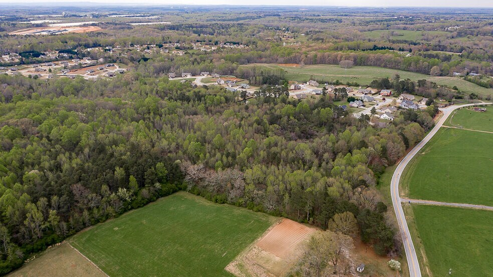 More Photos Of 383 Storey Porter Rd, Jefferson Land For Sale