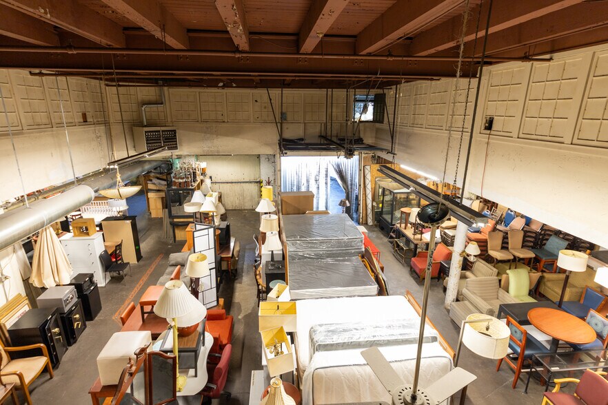 More Photos Of 2221 S Michigan Ave, Chicago Manufacturing For Sale