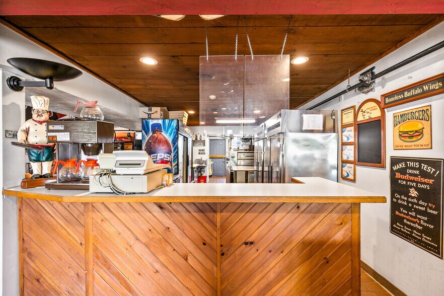 More Photos Of 270 Onset Ave, East Wareham Restaurant For Sale