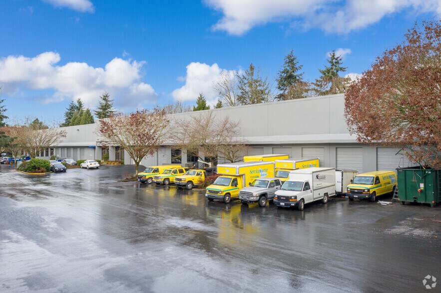 More Photos Of 8661 154th Ave NE, Redmond Manufacturing For Lease