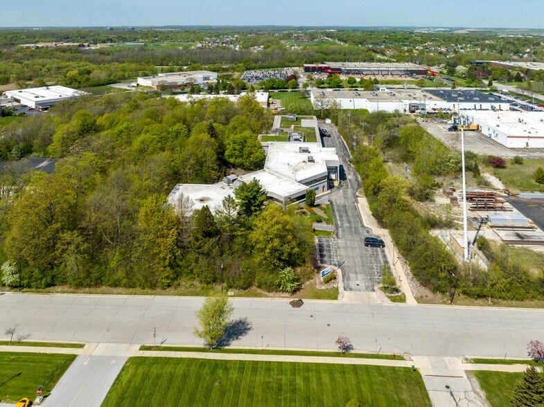 More Photos Of 7865 N 86th St, Milwaukee Light Manufacturing For Sale