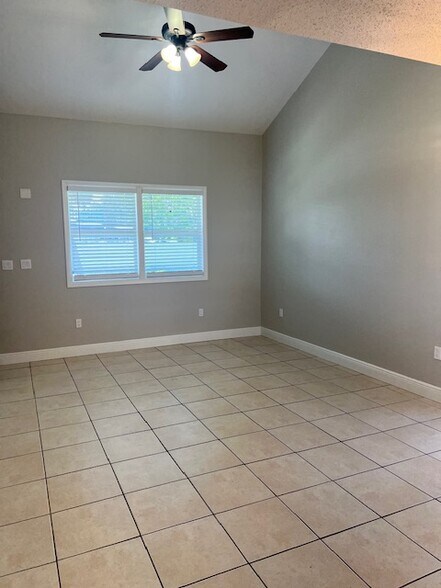 More Photos Of 1000 Shorewinds Dr, Hutchinson Island Apartments For Sale