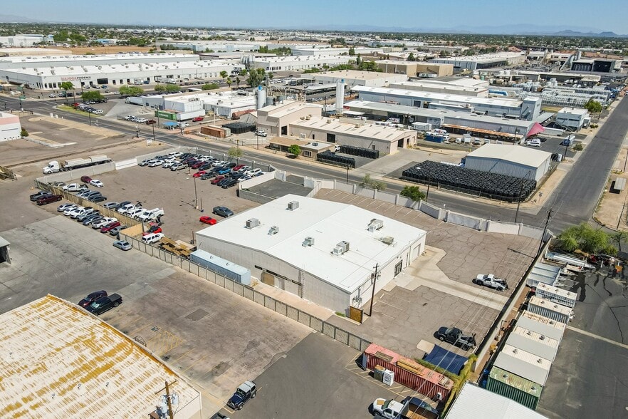 More Photos Of 4205 W Glenrosa Ave, Phoenix Warehouse For Lease