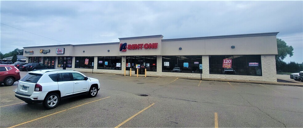 More Photos Of 2427 Adlai Stevenson Dr, Springfield Unknown For Lease