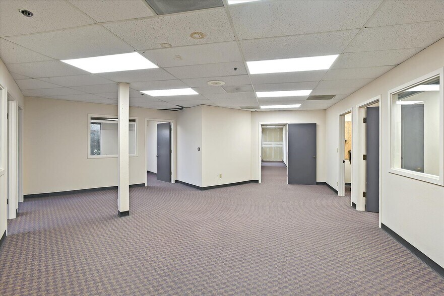 More Photos Of 370-390 Bridge Pky, Redwood City Medical For Sale