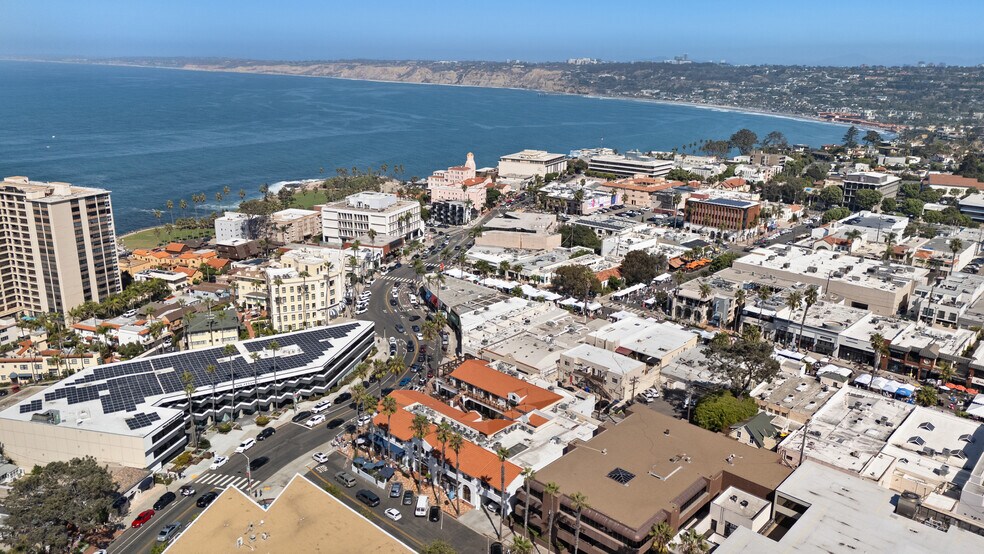 More Photos Of 909 Prospect St, La Jolla General Retail For Lease