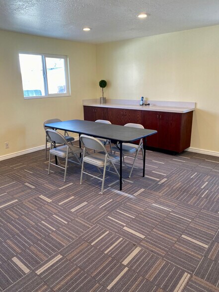 More Photos Of 579 S Main St, Kaysville Office For Sale