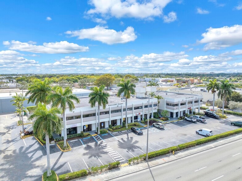 More Photos Of 3900 W Commercial Blvd, Fort Lauderdale Office For Lease