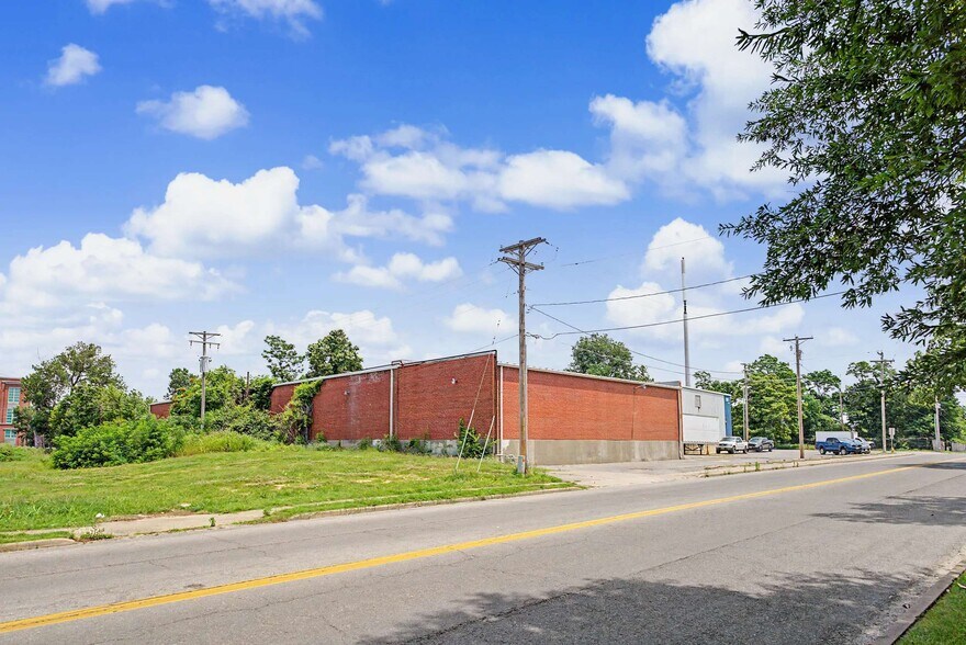 Primary Photo Of 500 William St, Cape Girardeau Warehouse For Lease
