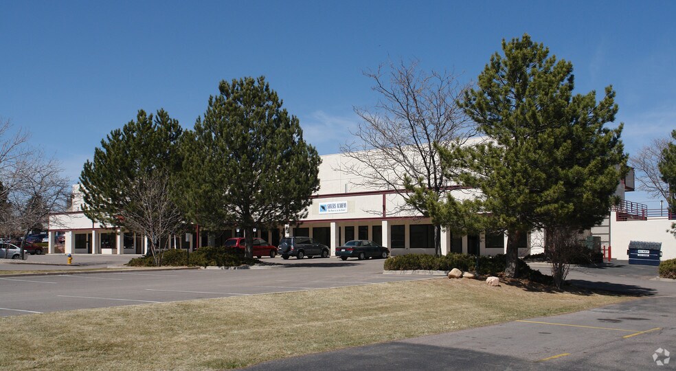 More Photos Of 2537-2579 Airport Rd, Colorado Springs General Retail For Lease