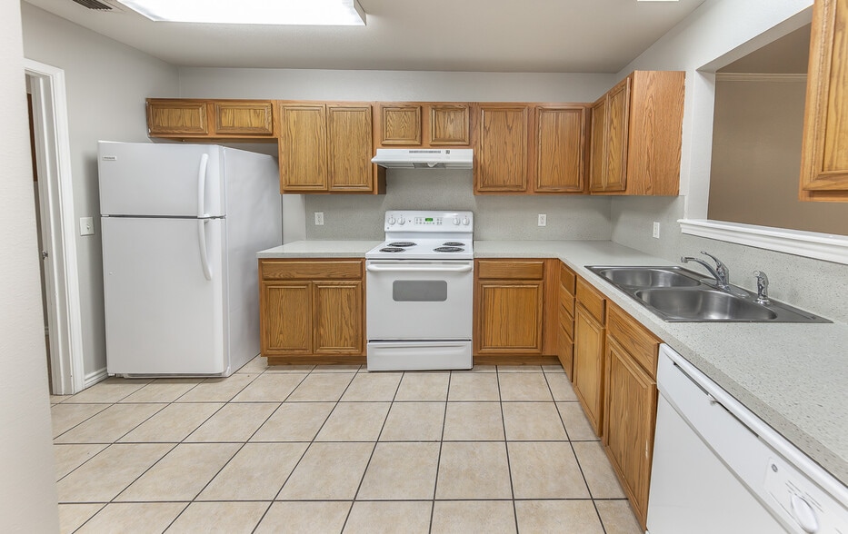 More Photos Of 602 N Belmont, Lubbock Apartments For Sale