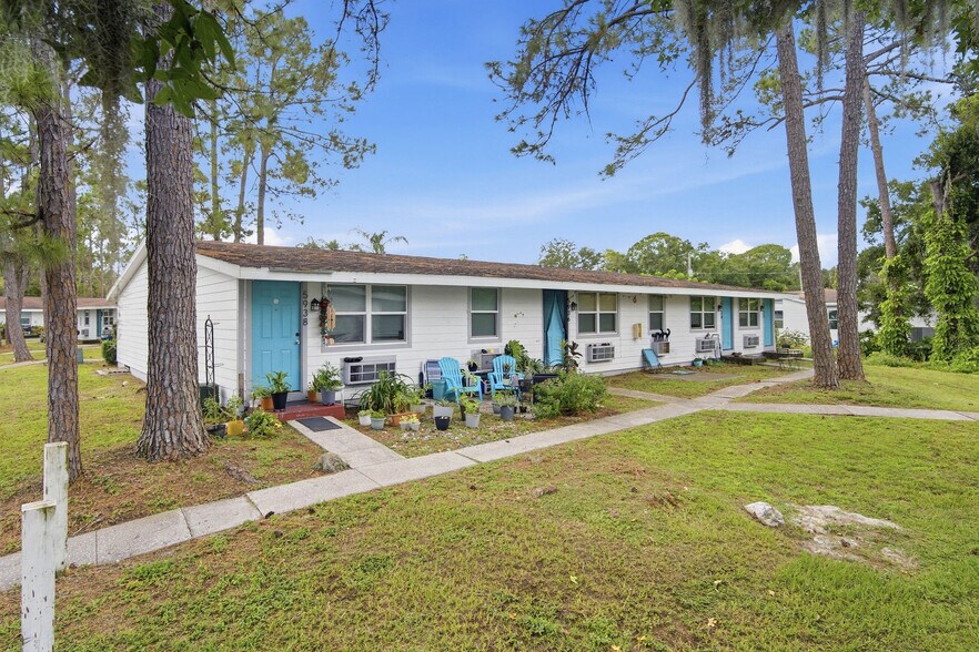 More Photos Of 5901 Bryce Ln, Tampa Apartments For Sale