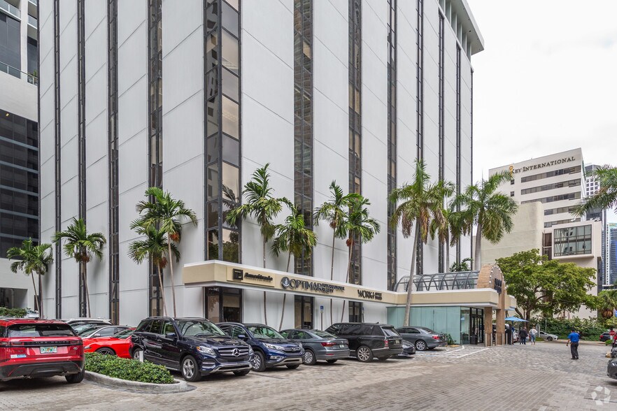 More Photos Of 1000 brickell Ave, Miami Office For Lease