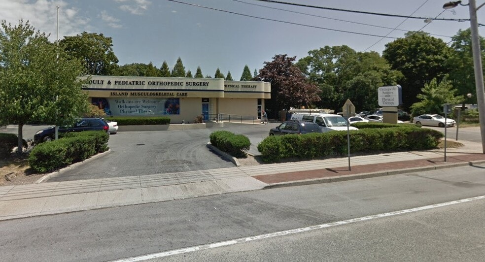 More Photos Of 1993 Deer Park Ave, Deer Park Medical For Sale