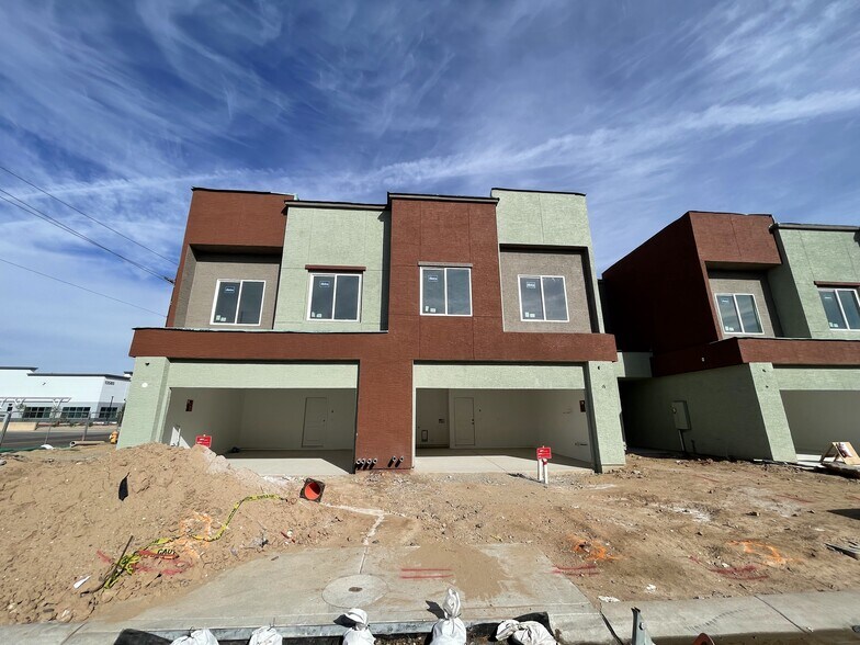 More Photos Of 602-620 E WILLETTA St, Goodyear Apartments For Sale