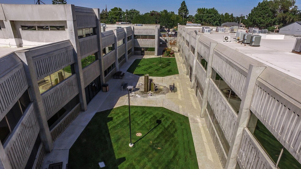 More Photos Of 500 N Morain St, Kennewick Office For Lease