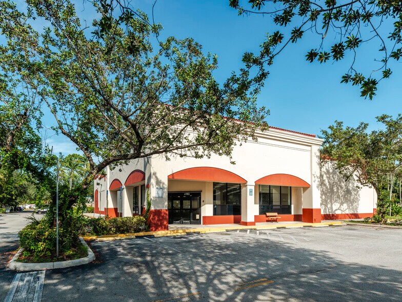 More Photos Of 6980 W Commercial Blvd, Lauderhill Drugstore For Sale