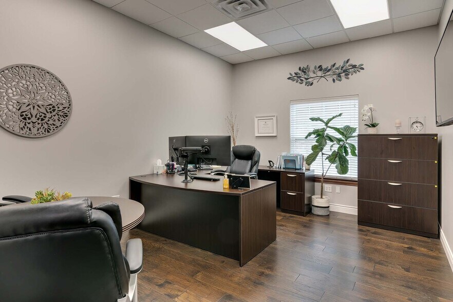 More Photos Of 270 Miron Dr, Southlake Office For Sale