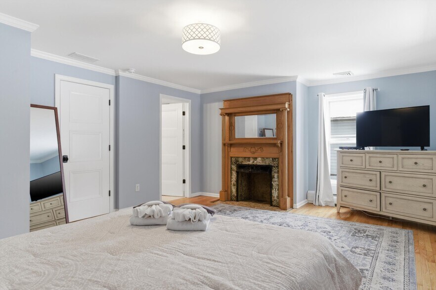 More Photos Of 149 Union Ave, Saratoga Springs Hospitality For Sale