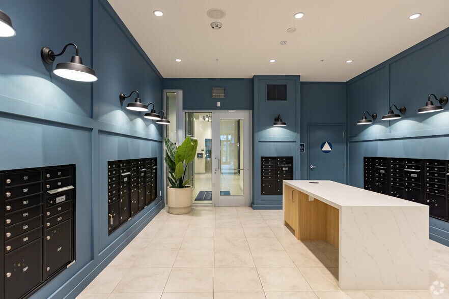 More Photos Of 11311 Chandler Blvd, North Hollywood Apartments For Lease