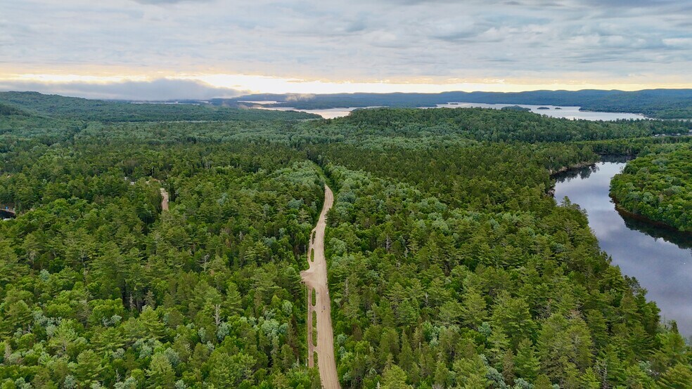 More Photos Of 55 Ch De L'oasis, Ferme-neuve Hotel For Sale