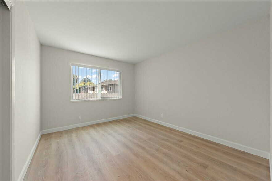 More Photos Of 925 Pomeroy Ave, Santa Clara Apartments For Sale