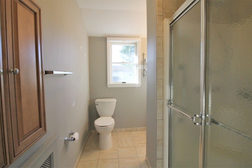 More Photos Of 270 Larkfield Rd, East Northport Storefront Retail Office For Sale