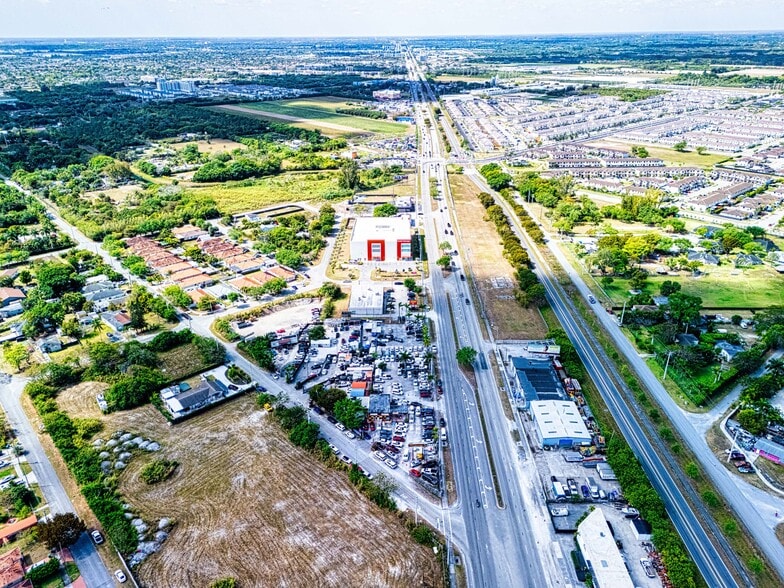 More Photos Of 22825 S Dixie Hwy, Miami Freestanding For Lease