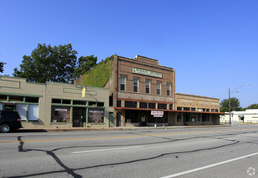 Primary Photo Of 6321 Commerce St, Wallis Storefront Retail Office For Sale