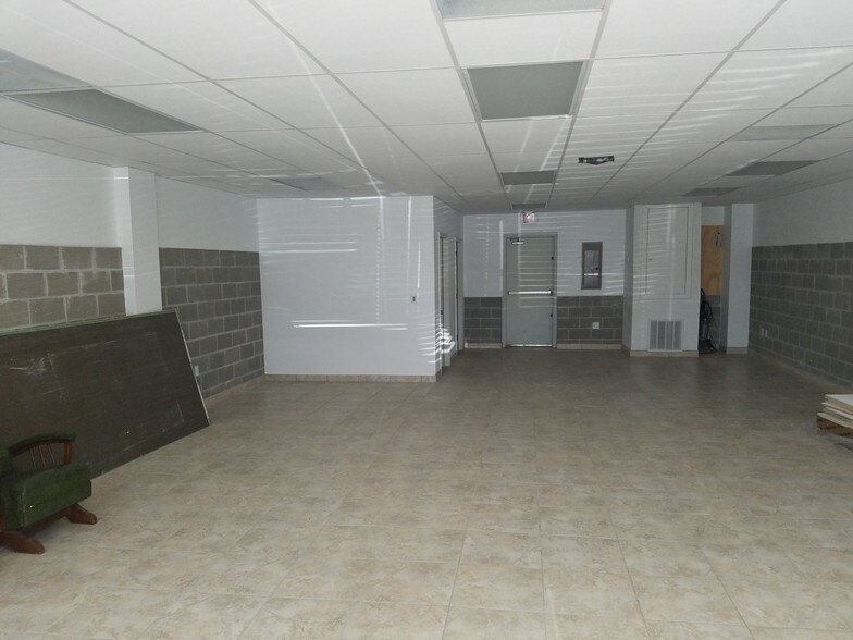 More Photos Of 15802 Lee Rd, Humble Office For Lease