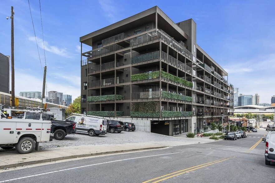 More Photos Of 635 7th Ave S, Nashville Apartments For Lease