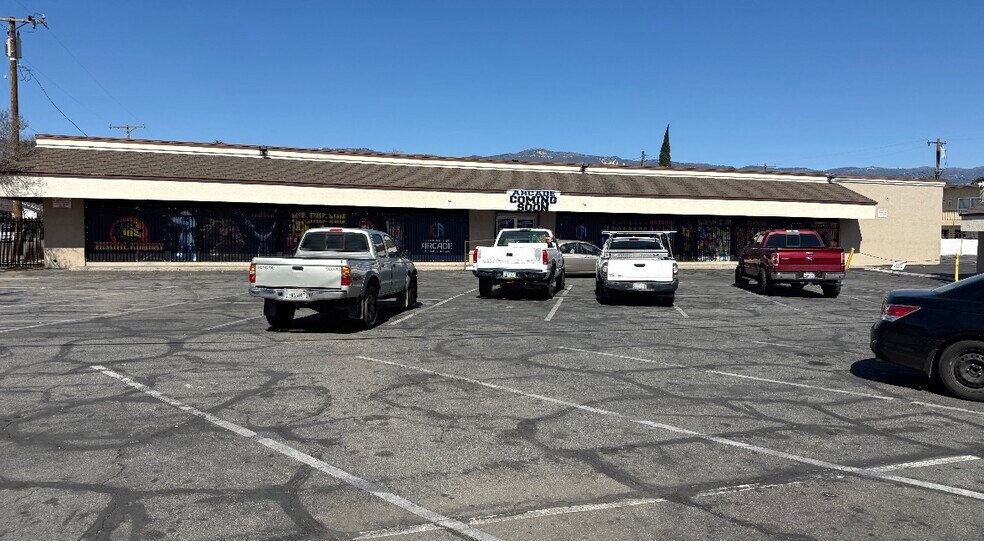 More Photos Of 200-216 E Highland Ave, San Bernardino Unknown For Lease