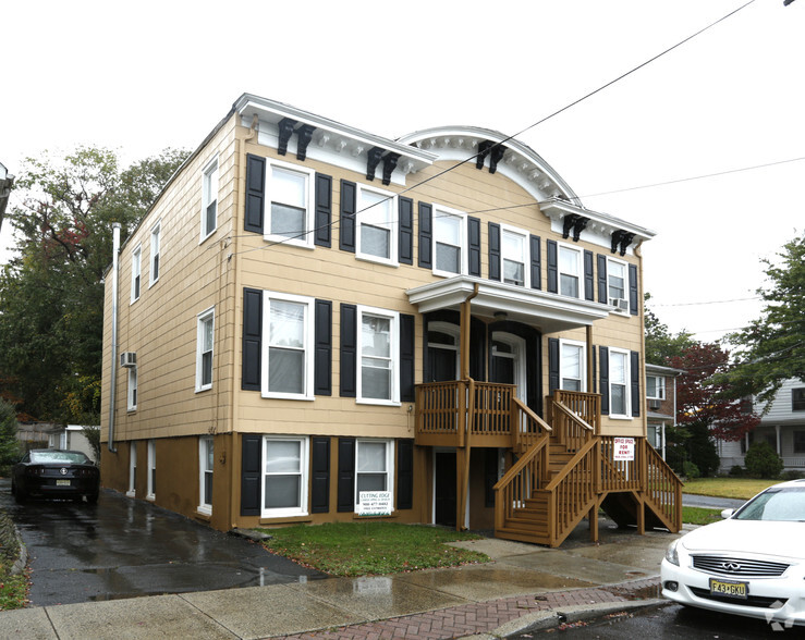 Primary Photo Of 488-492 W Grand Ave, Rahway Office Residential For Lease