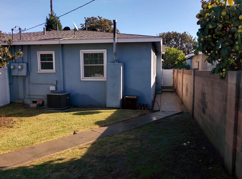 More Photos Of 12843 Columbia Way, Downey Land For Sale