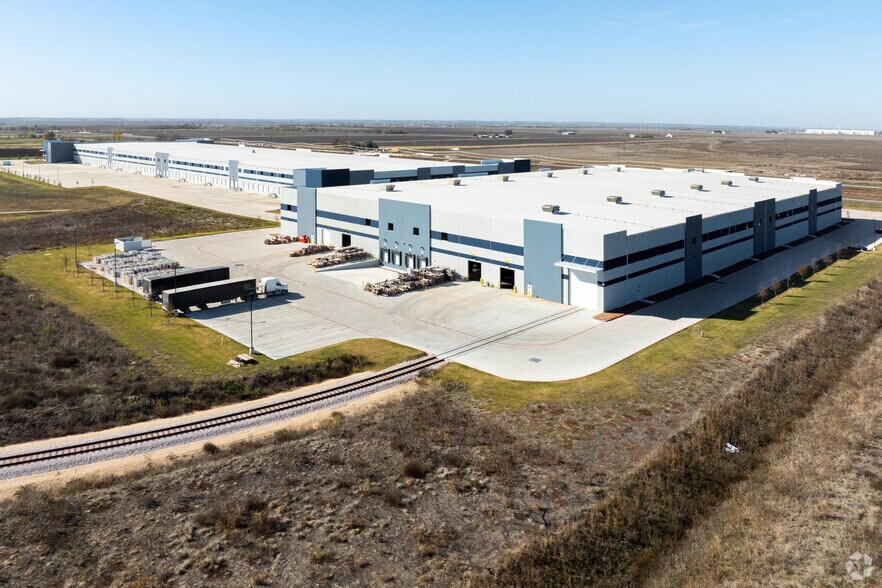More Photos Of 201 FM 3349, Taylor Land For Sale