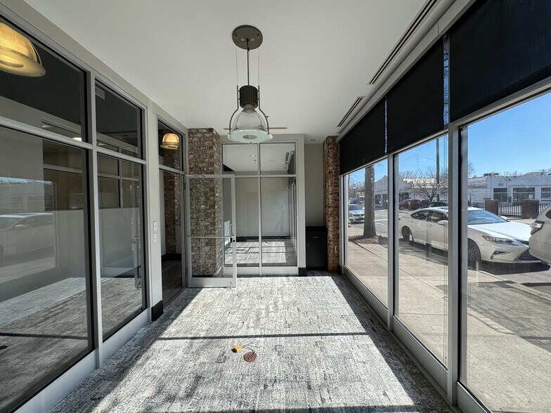 More Photos Of 115 E Park Ave, Charlotte Office Residential For Lease
