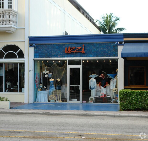 More Photos Of 908 E Las Olas Blvd, Fort Lauderdale Storefront For Lease