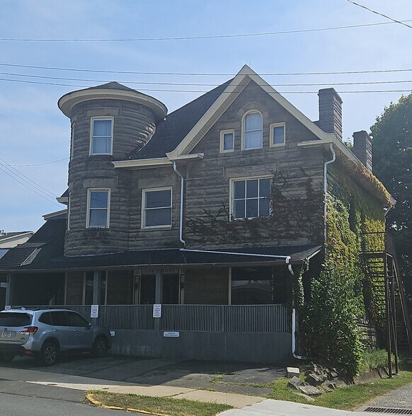 Primary Photo Of 1012 Philadelphia St, Indiana Office Residential For Sale