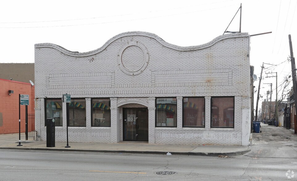 More Photos Of 2207 S California Ave, Chicago Storefront Retail Office For Lease