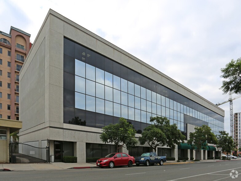 More Photos Of 3033 5th Ave, San Diego Office For Lease