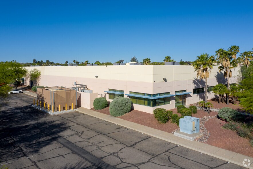 More Photos Of 1401 S Pantano Rd, Tucson Office For Lease