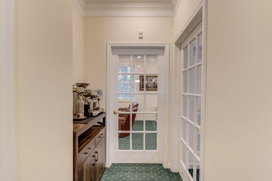 More Photos Of 1100 Powers Pl, Alpharetta Office Residential For Sale