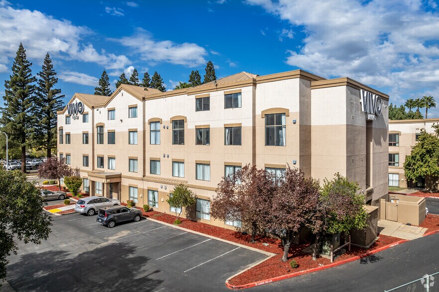 More Photos Of 11260 Point East Dr, Rancho Cordova Apartments For Sale