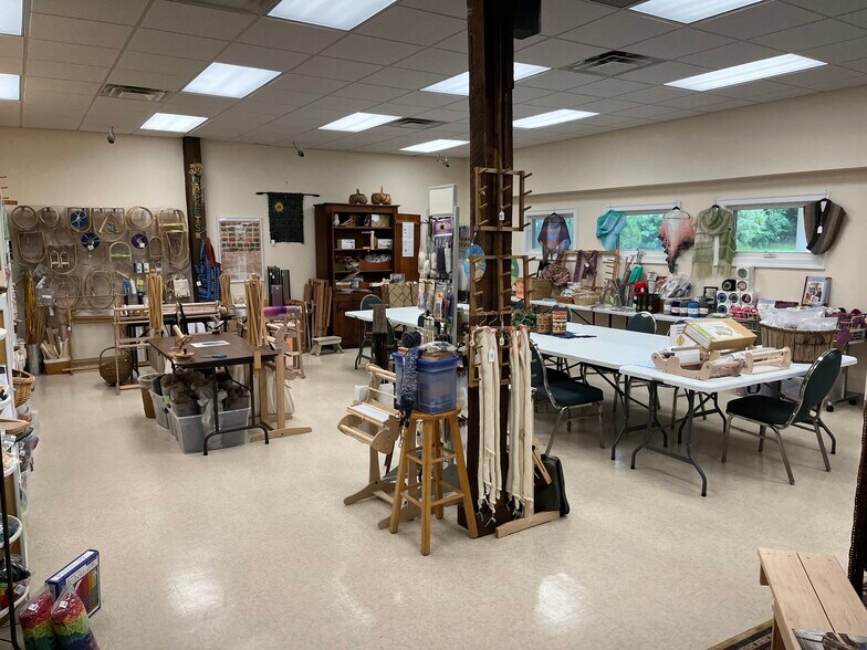 More Photos Of 2728 Augustine Herman Hwy, Chesapeake City Freestanding For Sale