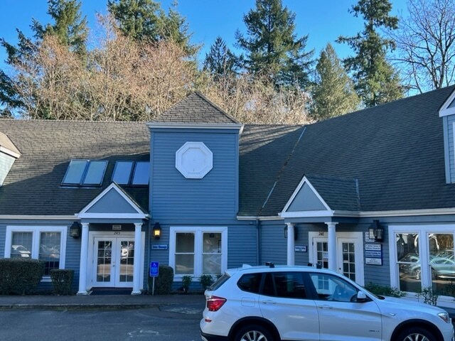More Photos Of 15110 SW Boones Ferry Rd, Lake Oswego Office For Lease