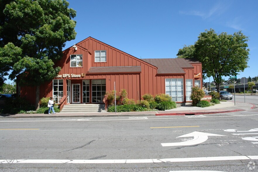 More Photos Of 951 Old County Rd, Belmont Freestanding For Lease