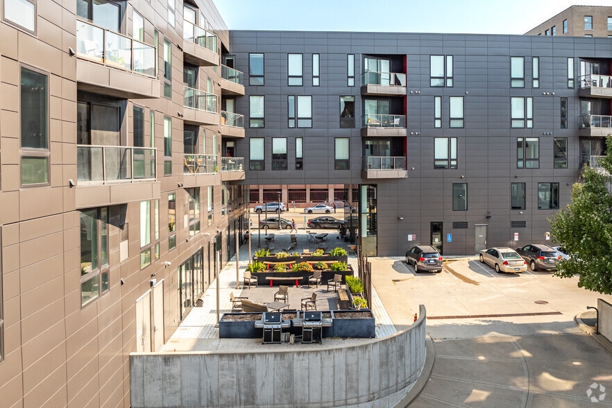 More Photos Of 915 Washington Ave N, Minneapolis Apartments For Lease